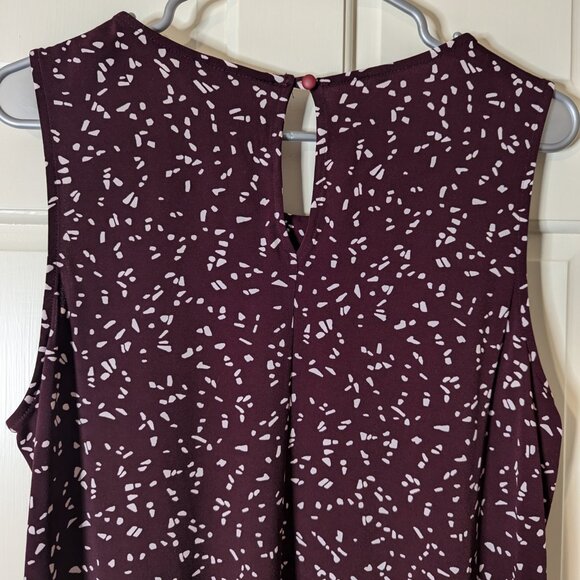 Kaileigh Maroon Graphic Print Sleeveless Blouse - Size XL - Picture 6 of 8